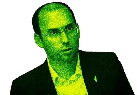 השופטים מפריעים למשחק